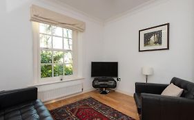 Apartment 4 The Grove